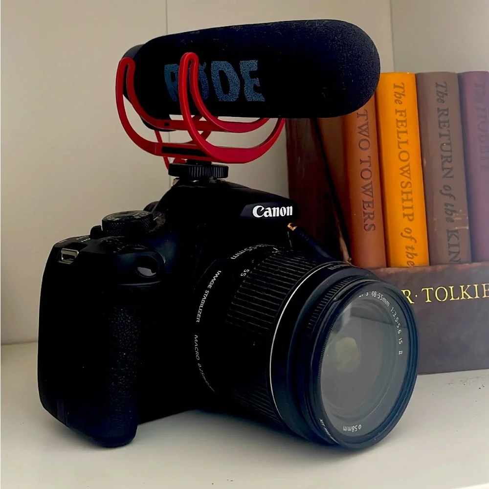 Canon T3 body and lens